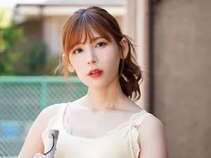 Thanh niên sục cặc ngay trước mặt mẹ kế