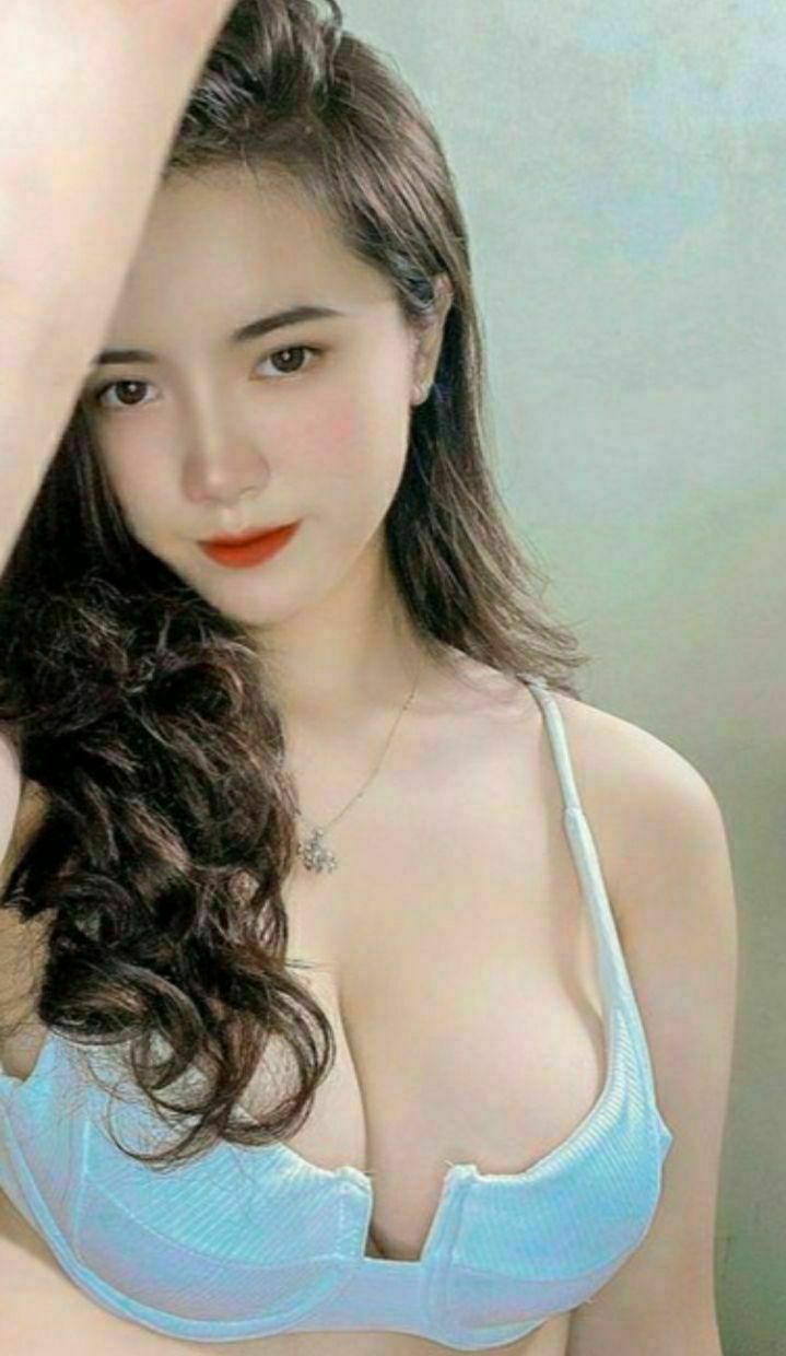 Chớp cơ hội húp lồn ngay người yêu bạn thân